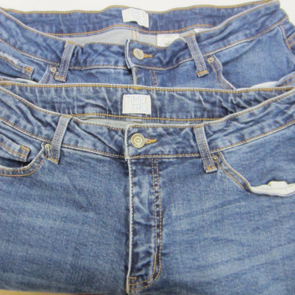 Time and Tru Women's Blue Jeans 14 Regular Cotton Spandex Mid Rise Lot of 2